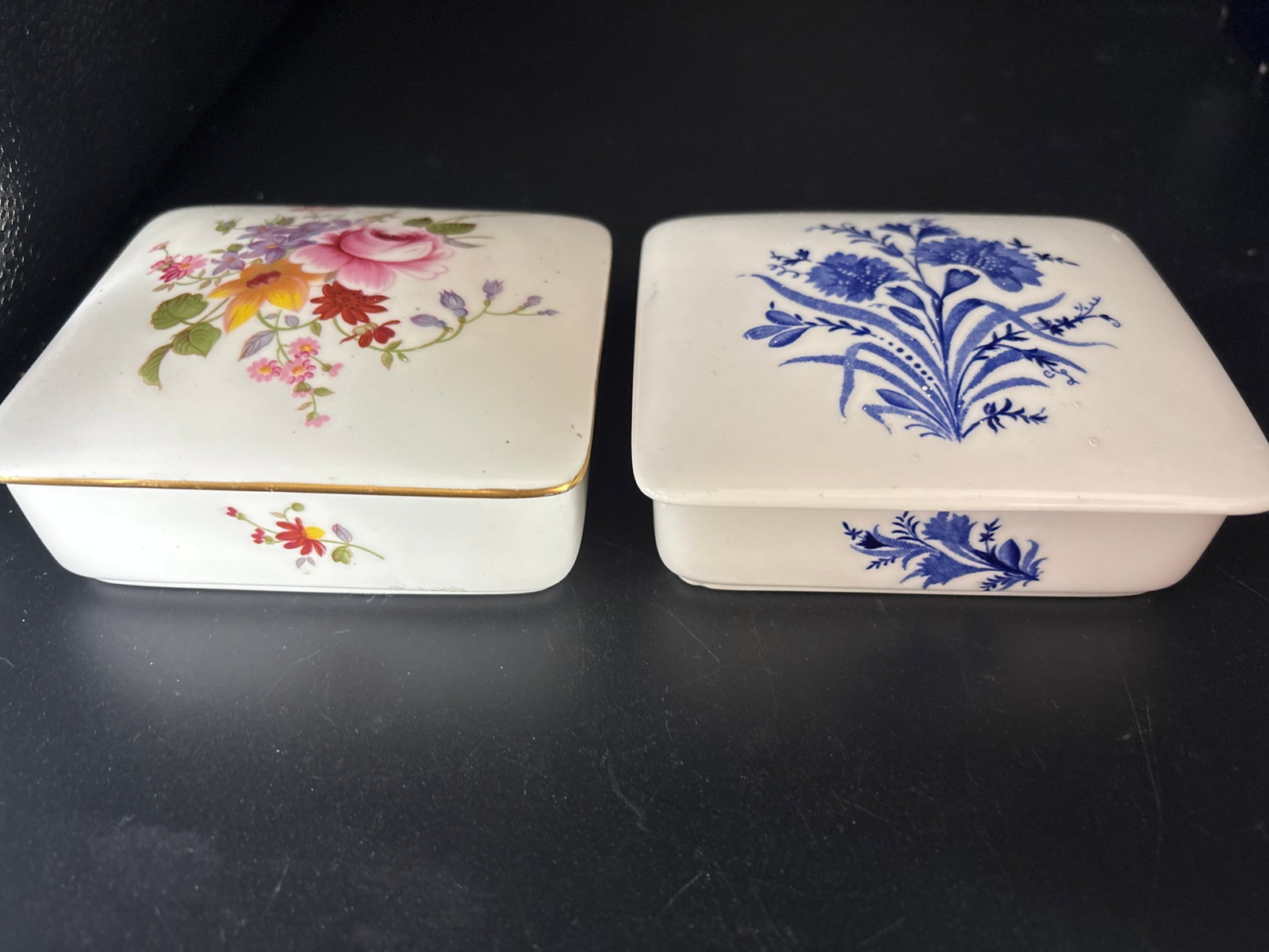 Two vintage Royal Crown Derby porcelain covered trinket boxes (1 of 6)