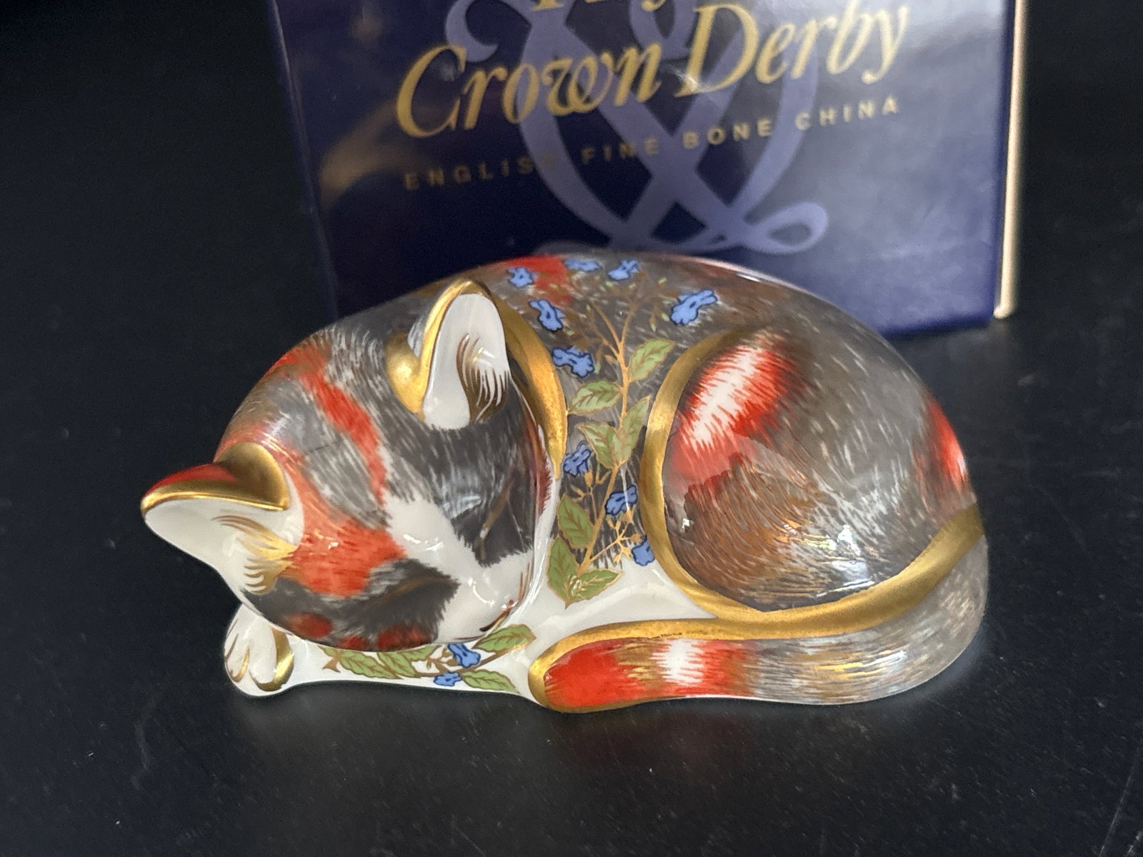 Collectors Guild Royal Crown Derby "Catnip Kitten" fine bone china 3 inch paperweight (1 of 6)