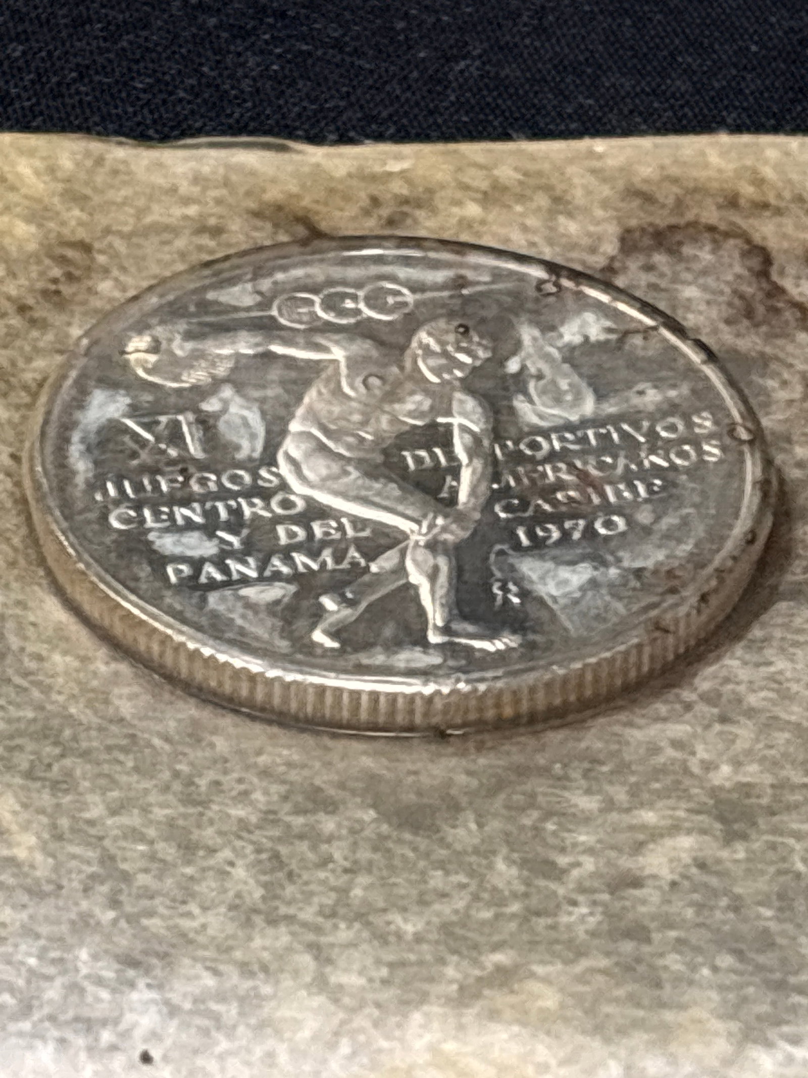 1.06 troy ounce .925 silver 1970 Panama 5 Balboas coin - 3