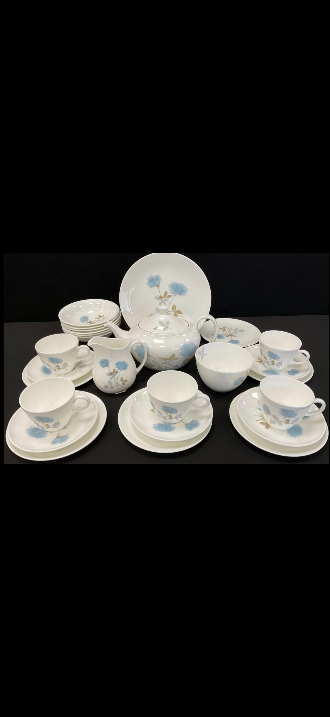 A Wedgewood English china ‘Ice Rose’ pattern tea set for five: A Wedgewood Ice Rose pattern tea set for five, inc teapot, milk jug, sugar bowl, soup bowls, bread/cake plate etc, printed marks