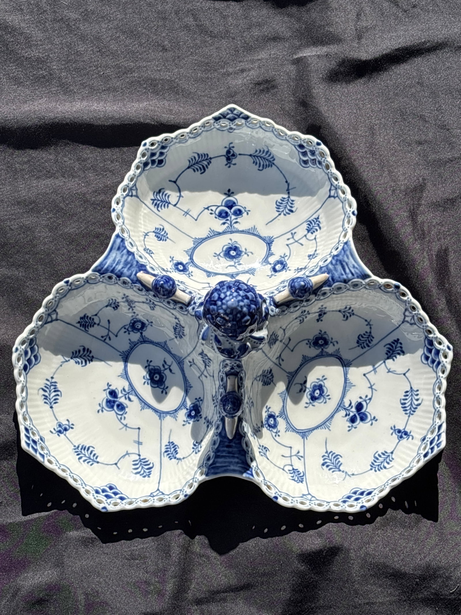 13 inch Royal Copenhagen "Blue Fluted Full Lace" Cabaret Dish (Model No. 1/1005): 13 inch Royal Copenhagen "Blue Fluted Full Lace" Cabaret Dish (Model No. 1/1005).Known as one of Denmark's most iconic porcelain designs, this specific piece is a three-section server often used for h