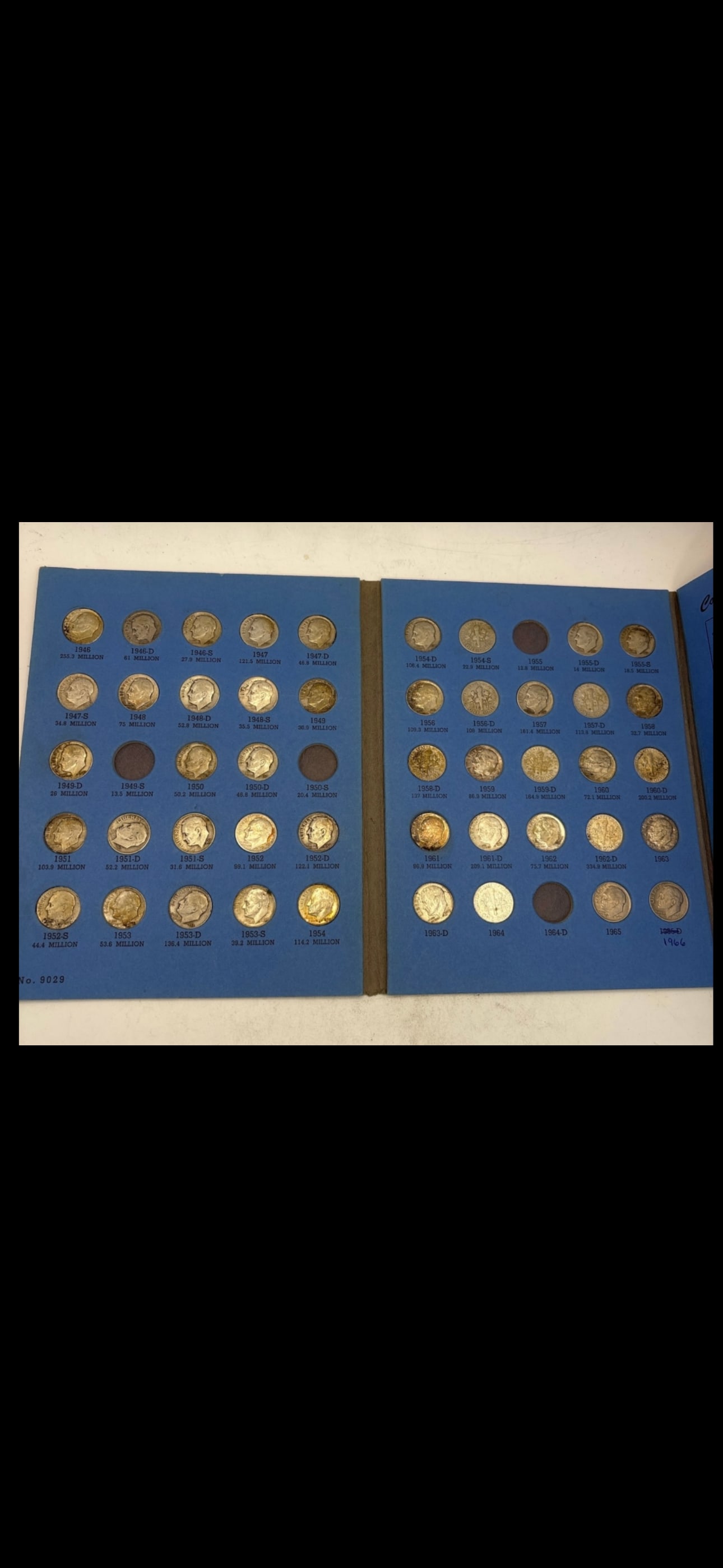 46 silver coins Whitman book of 1964 & earlier Roosevelt silver dimes (1 of 4)