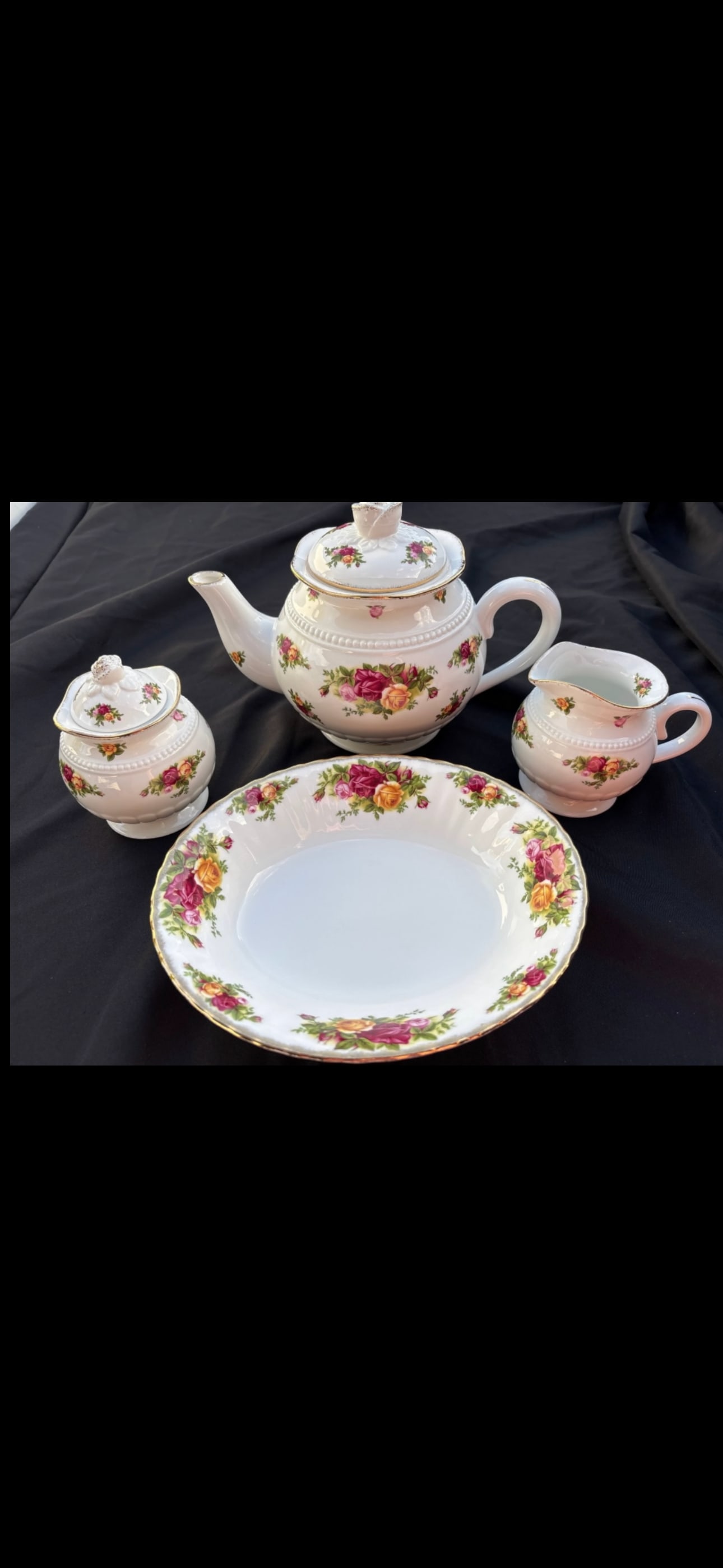 Four piece Royal Albert Old Country Roses tea set (1 of 1)