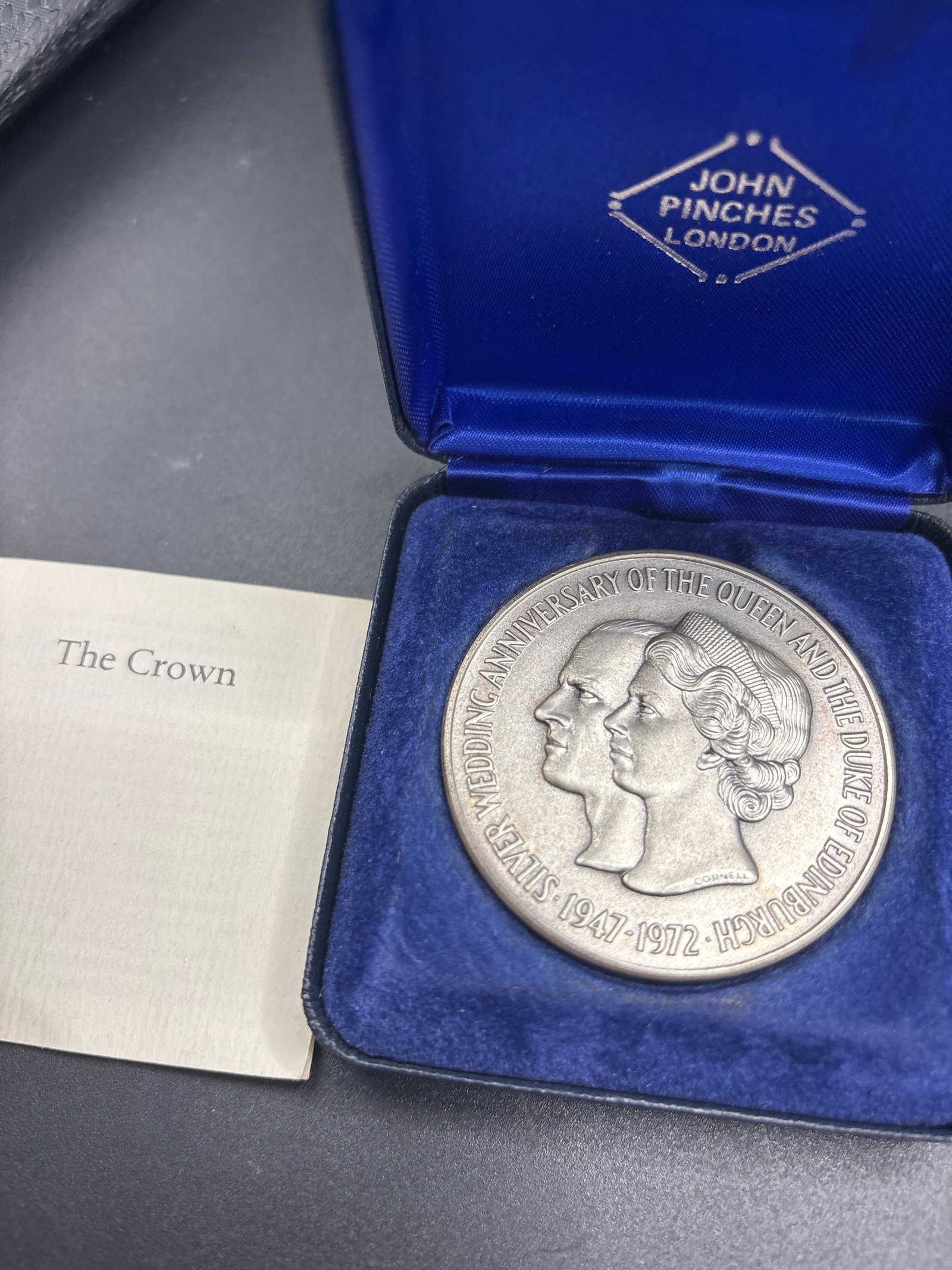 62.8 grams Sterling silver 1972 Royal Silver Wedding anniversary medal (1 of 7)