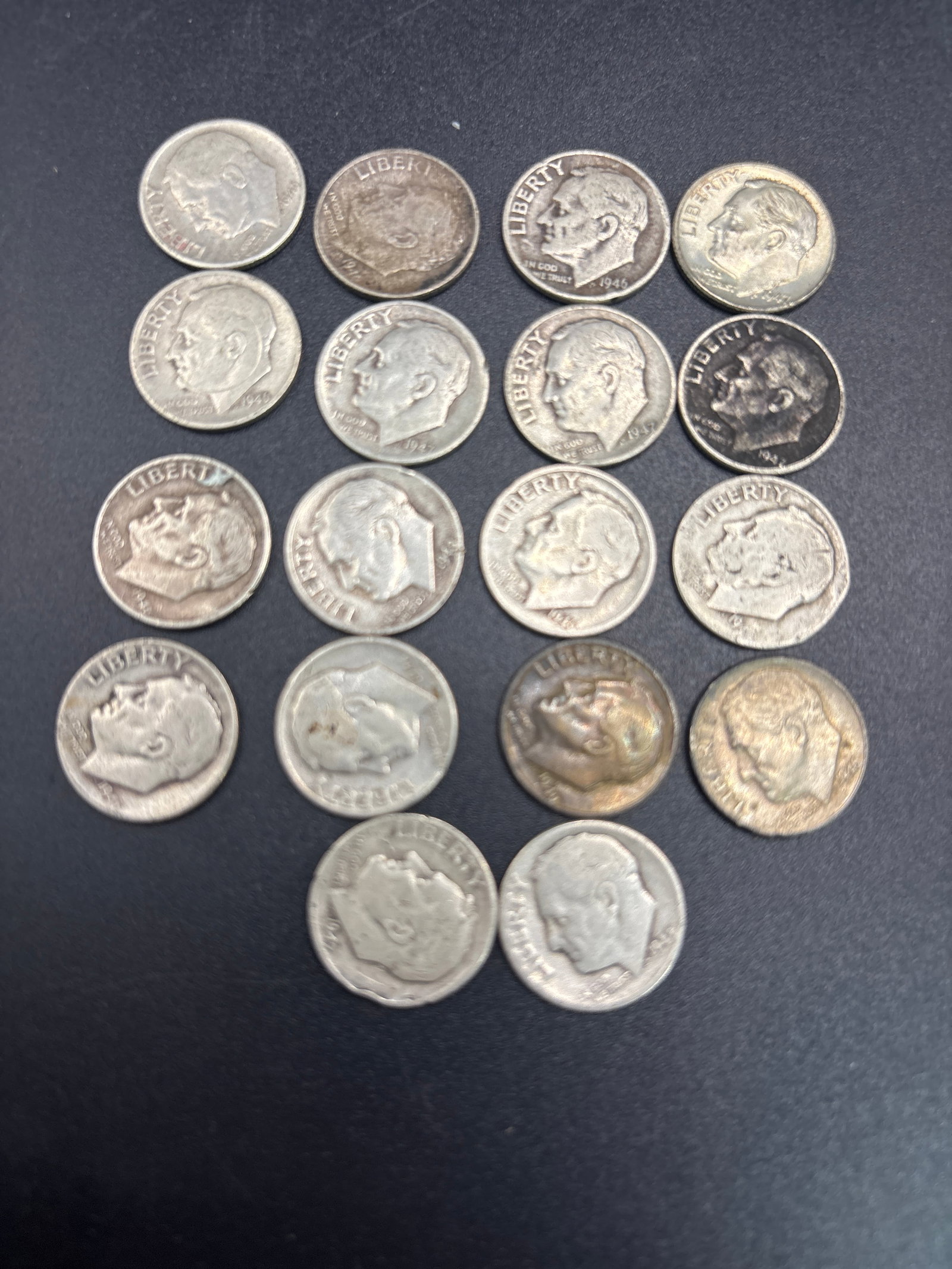 Eighteen silver Roosevelt United States dimes: Eighteen United States Roosevelt Dime, which was minted with 90% silver content between 1946 and 1964.some specific years or mint marks can be worth more.If the dime is from 1965 or later, it is made 