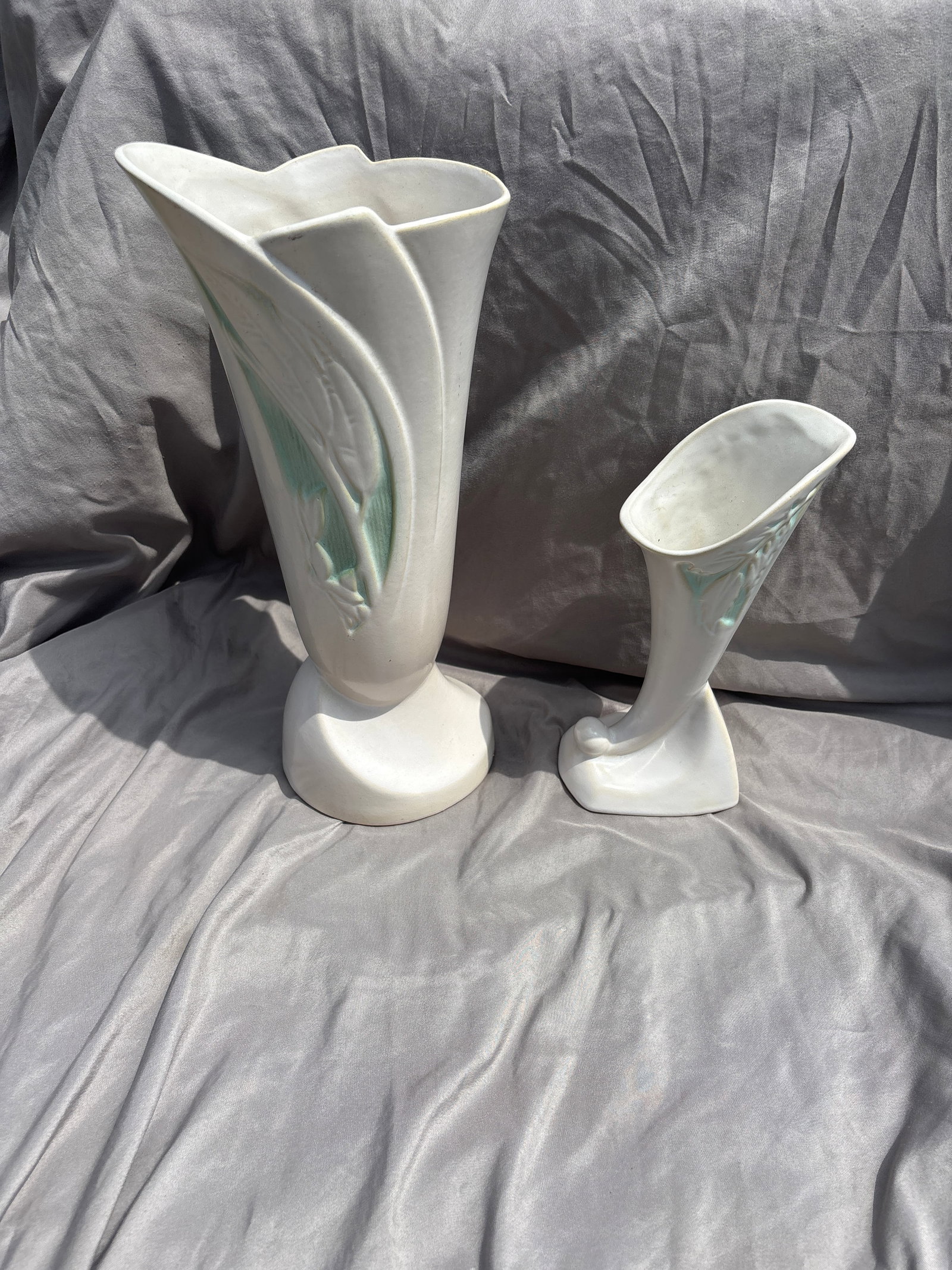Two Mid-Century Modern Roseville Pottery vase from the "Silhouette" line (1 of 6)