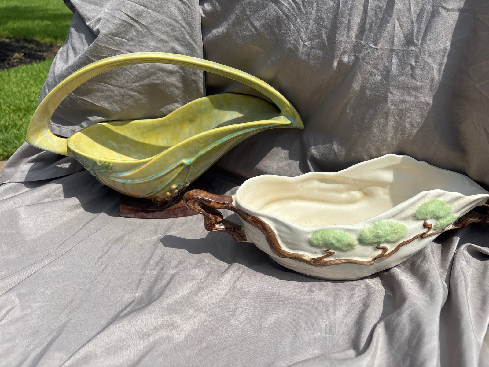 Roseville Wincraft & Ming Tree pottery basket/bowls (1 of 5)