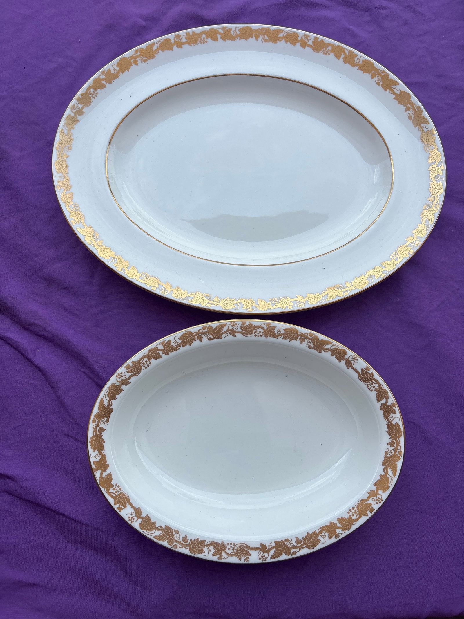 Wedgwood Whitehall pattern oval 13&1/2 inch platter & 10 inch veggie bowl (1 of 5)