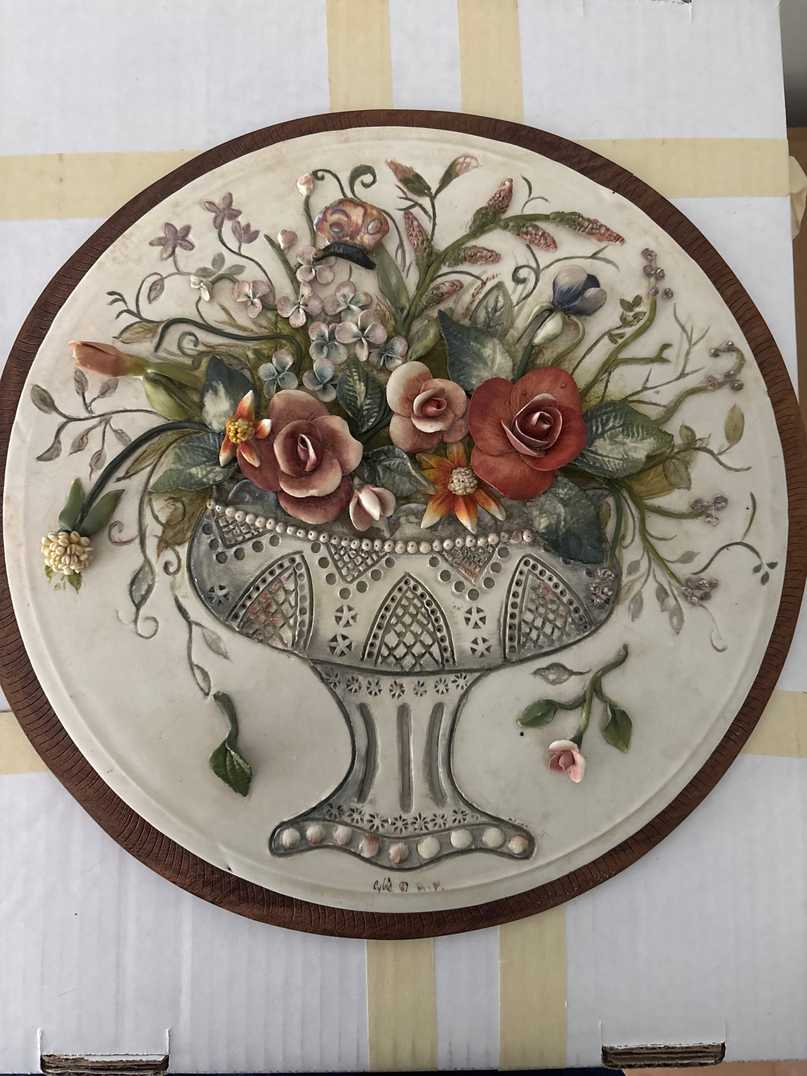 vintage early Cybis fine porcelain bas-relief plaque: vintage fine porcelain bas-relief plaque created by the renowned Cybis Porcelain studio.Design DetailsSubject: Features an intricate, three-dimensional high-relief arrangement of delicate porcelain ro