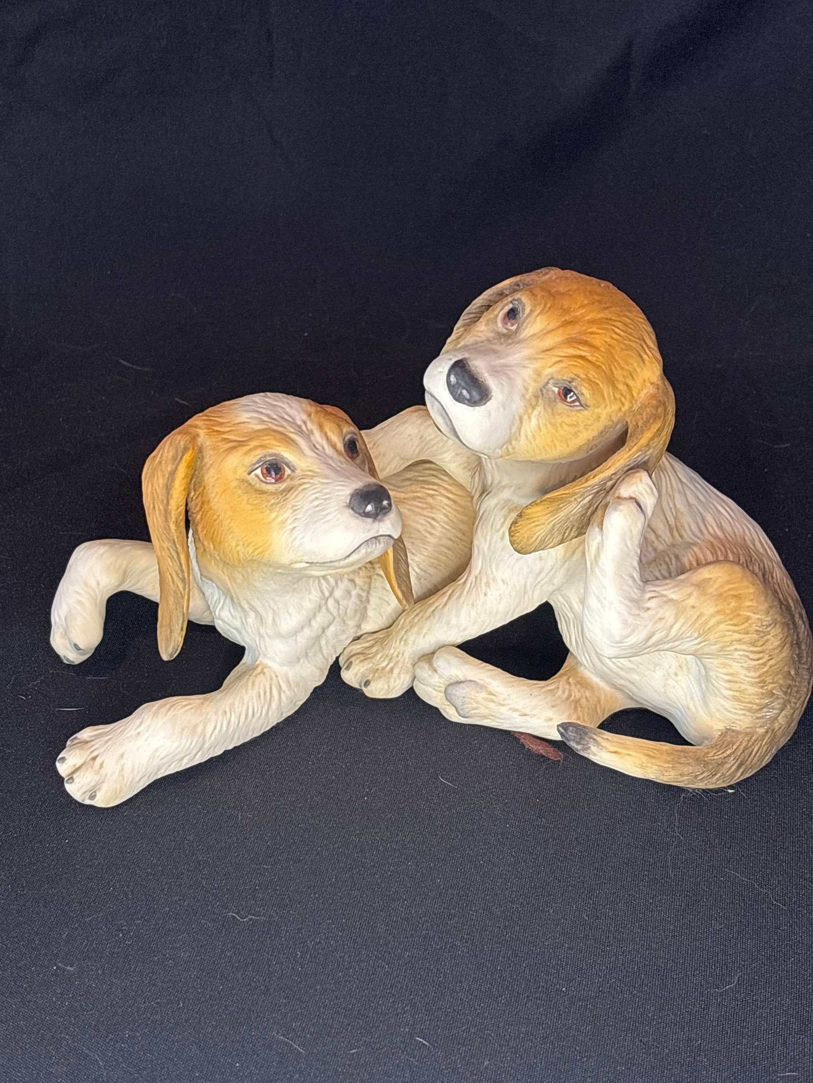 vintage Cybis porcelain figurine titled Beagle pups Branigan and Clancy Sculpture: vintage Cybis porcelain figurine titled "Branigan and Clancy", depicting a pair of playful beagle pups.Item History & SpecificationsManufacturer: Cybis Porcelain Studio (Trenton, New Jersey, USA).Rele