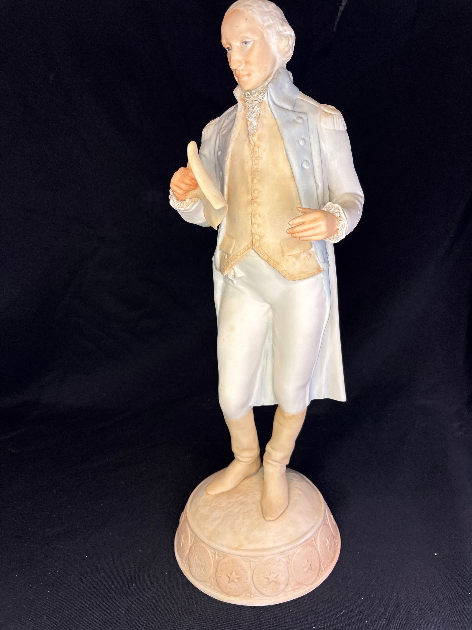 Limited edition "Mr. President" (representing George Washington holding the Bill of Rights: "Mr. President" (representing George Washington holding the Bill of Rights), produced by Cybis Porcelain.Key Details About This SculptureRelease & Significance: It was issued in Spring 1987 to commemo