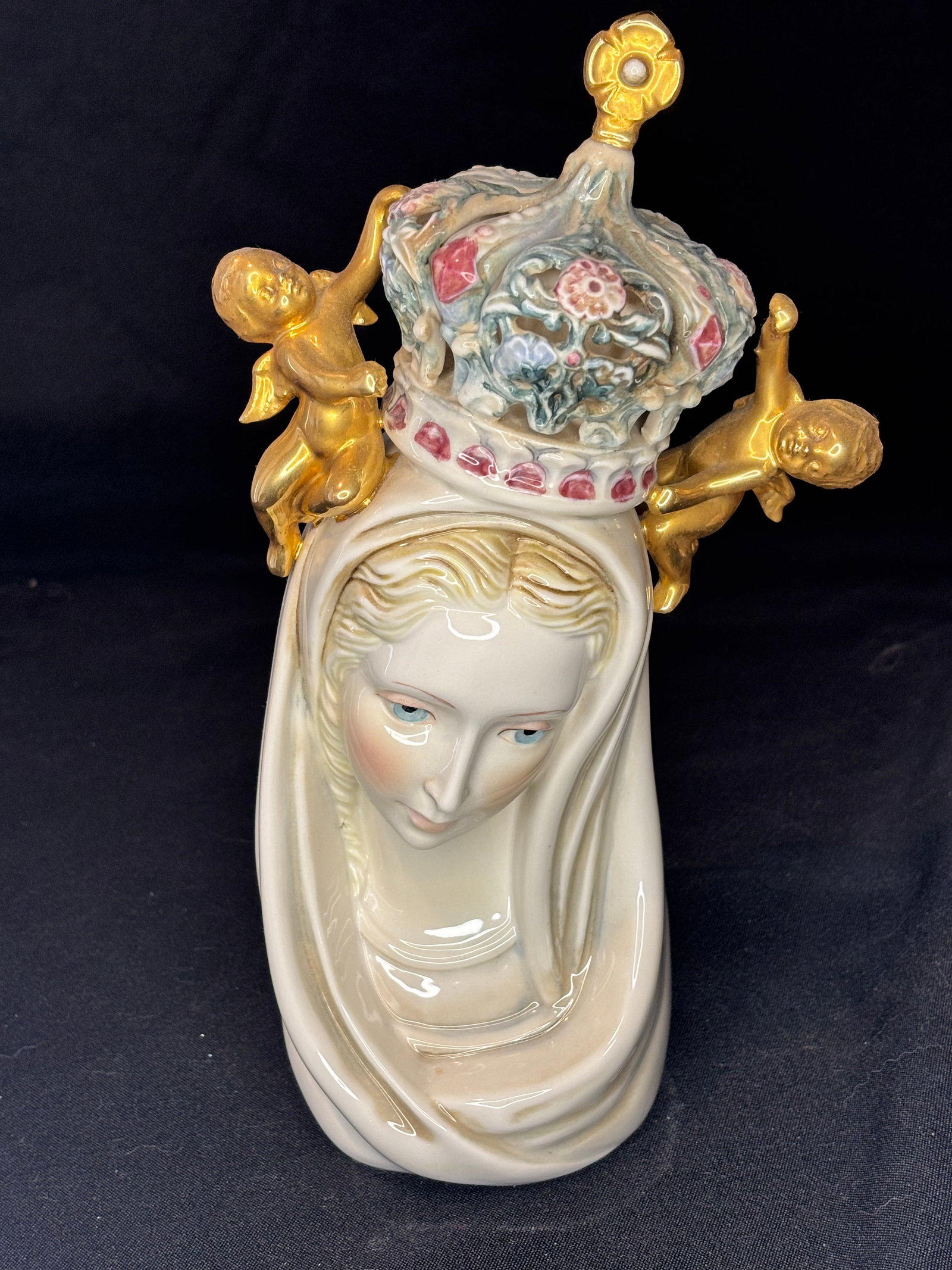Cybis madonna (1 of 4)