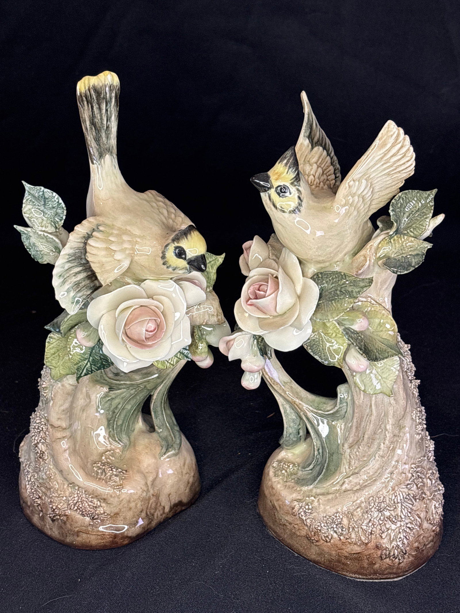 Pair vintage Cordey porcelain bird 10 inch figurines: vintage Cordey porcelain bird figurines produced around the 1940s to 1960s.Key CharacteristicsManufacturer: Cordey China Company, founded by Boleslaw Cybis in Philadelphia, Pennsylvania.Design Feature