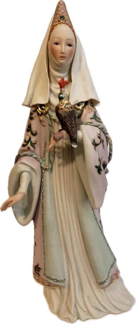 Rare limited edition Queen Berengaria 15 inch sculpture: "Berengaria" is a highly collectible bisque porcelain figurine, frequently listed as "Queen Berengaria," the studio's official name is simply Berengaria. Introduced in 1979 as part of the "Portraits o