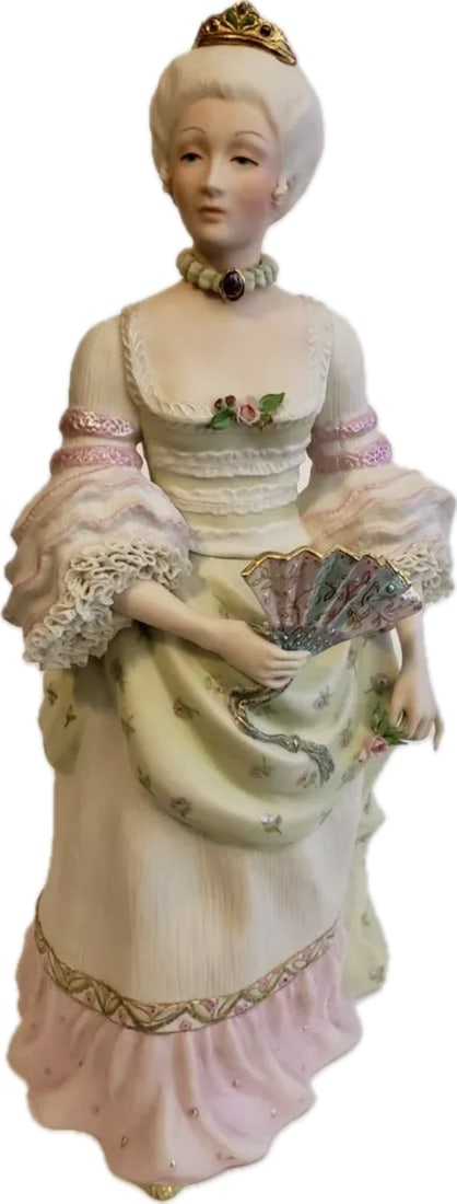 Rare limited edition "Good Queen Anne" 14 inch sculpture: It stands as one of the studio's most acclaimed historical representations. "Good Queen Anne" by Cybis Porcelain is a highly detailed, limited-edition bisque porcelain figurine released in 1978. As pa