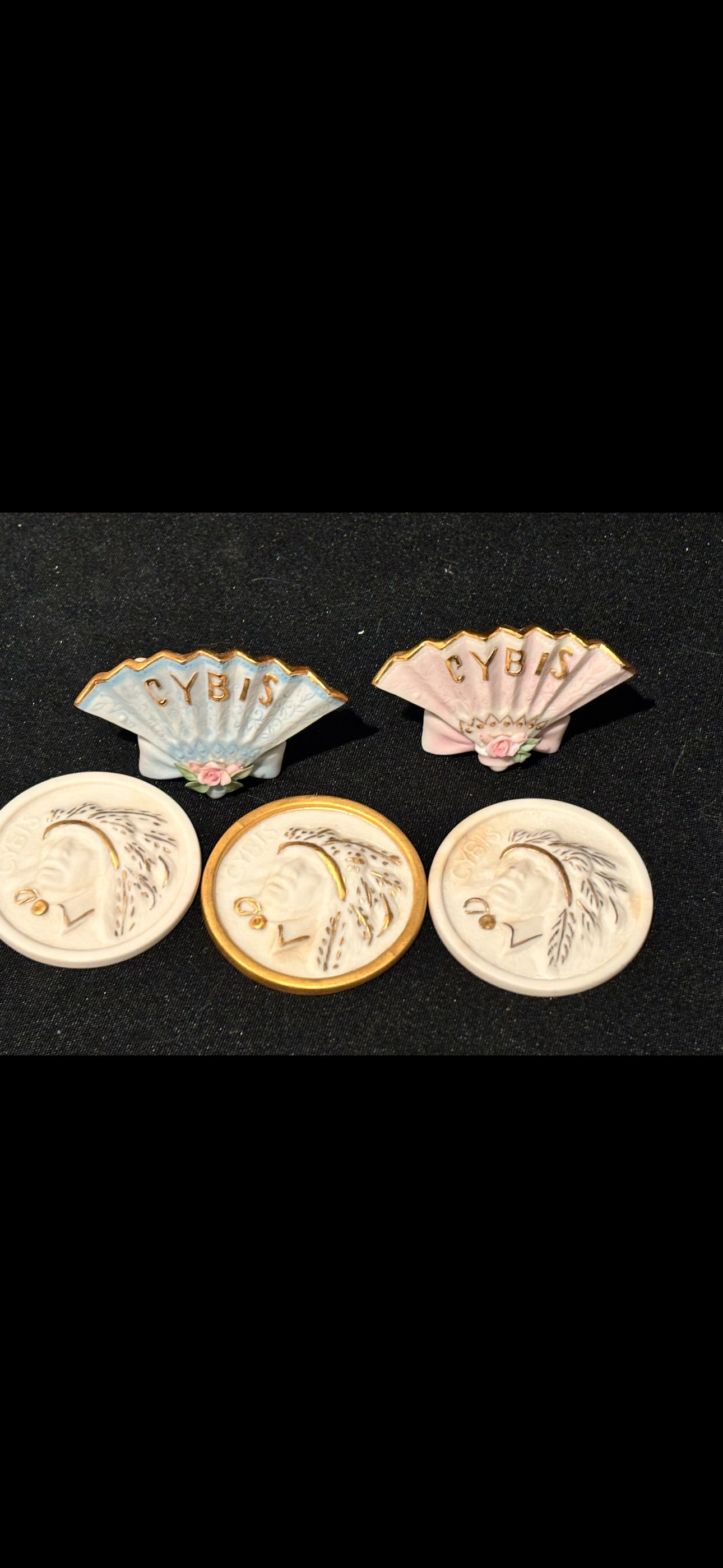 Three Cybis porcelain Native American medallions & two place card Holders (1 of 6)