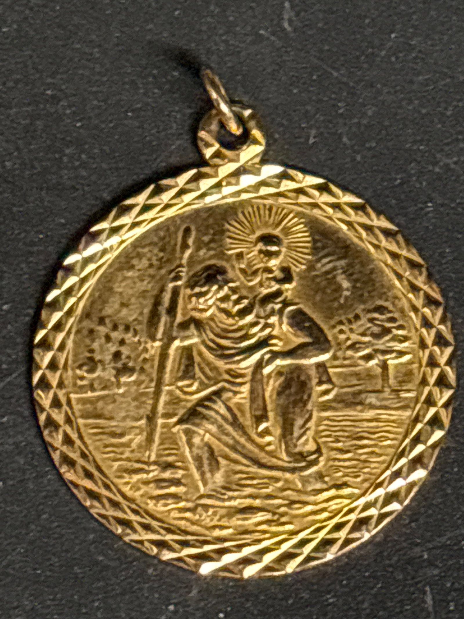 4.8 grams 9k British yellow gold St. Christopher pendant; 1&1/4inches (1 of 7)