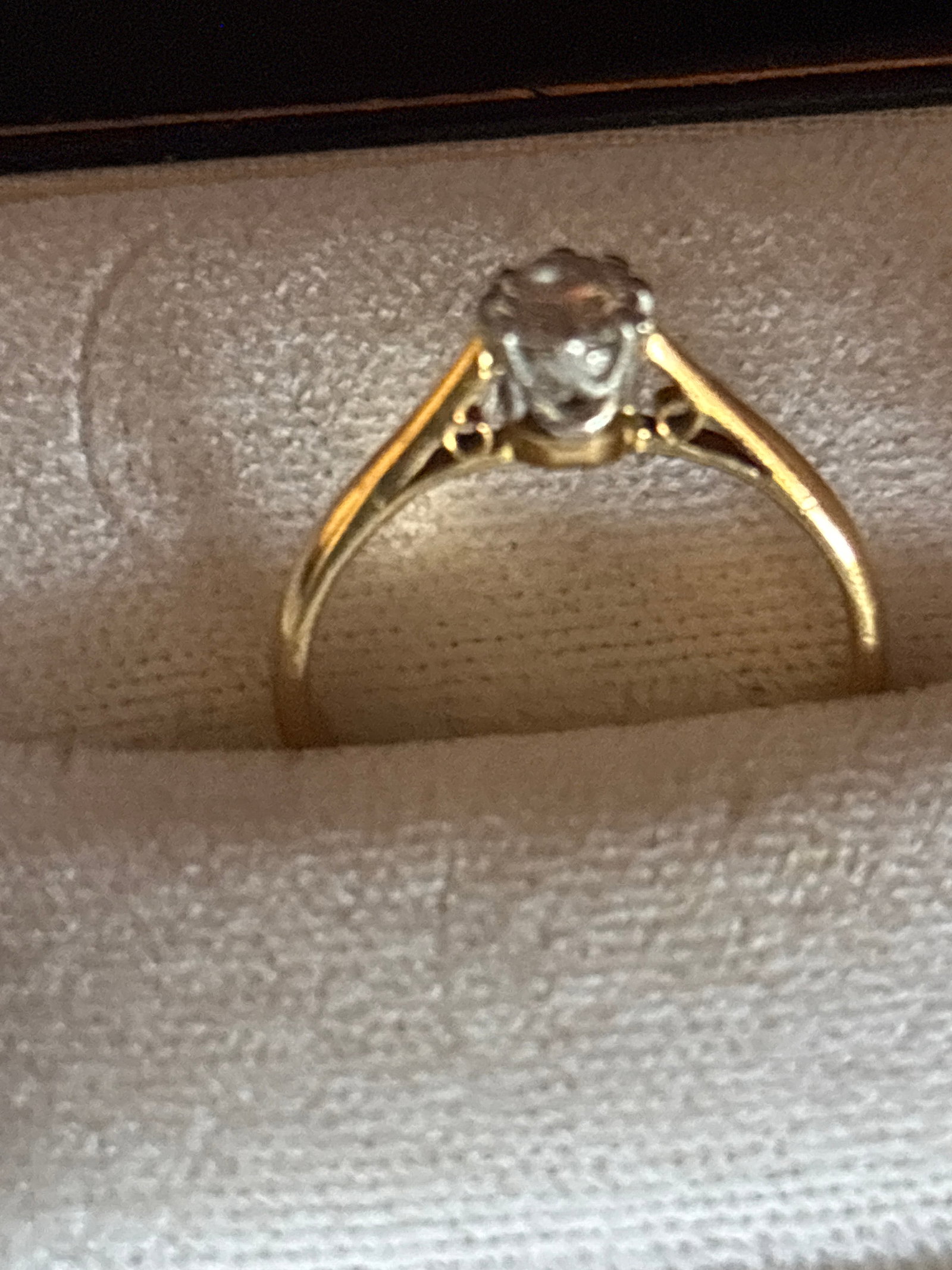 2.05 grams 18 k classic solitaire cathedral engagement ring (1 of 3)