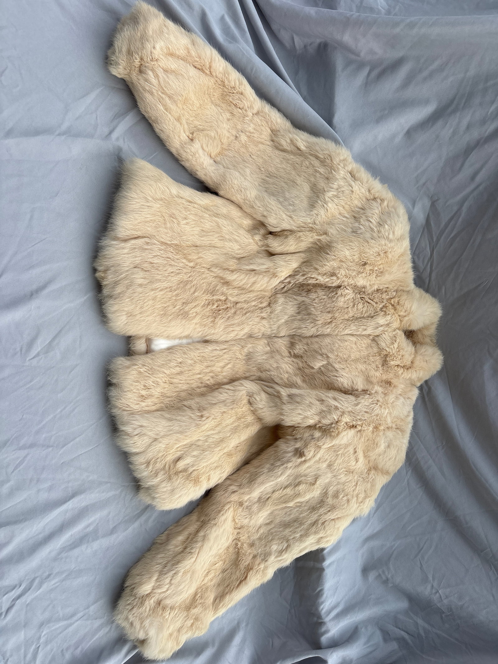 vintage cream-colored rabbit fur jacket (1 of 7)