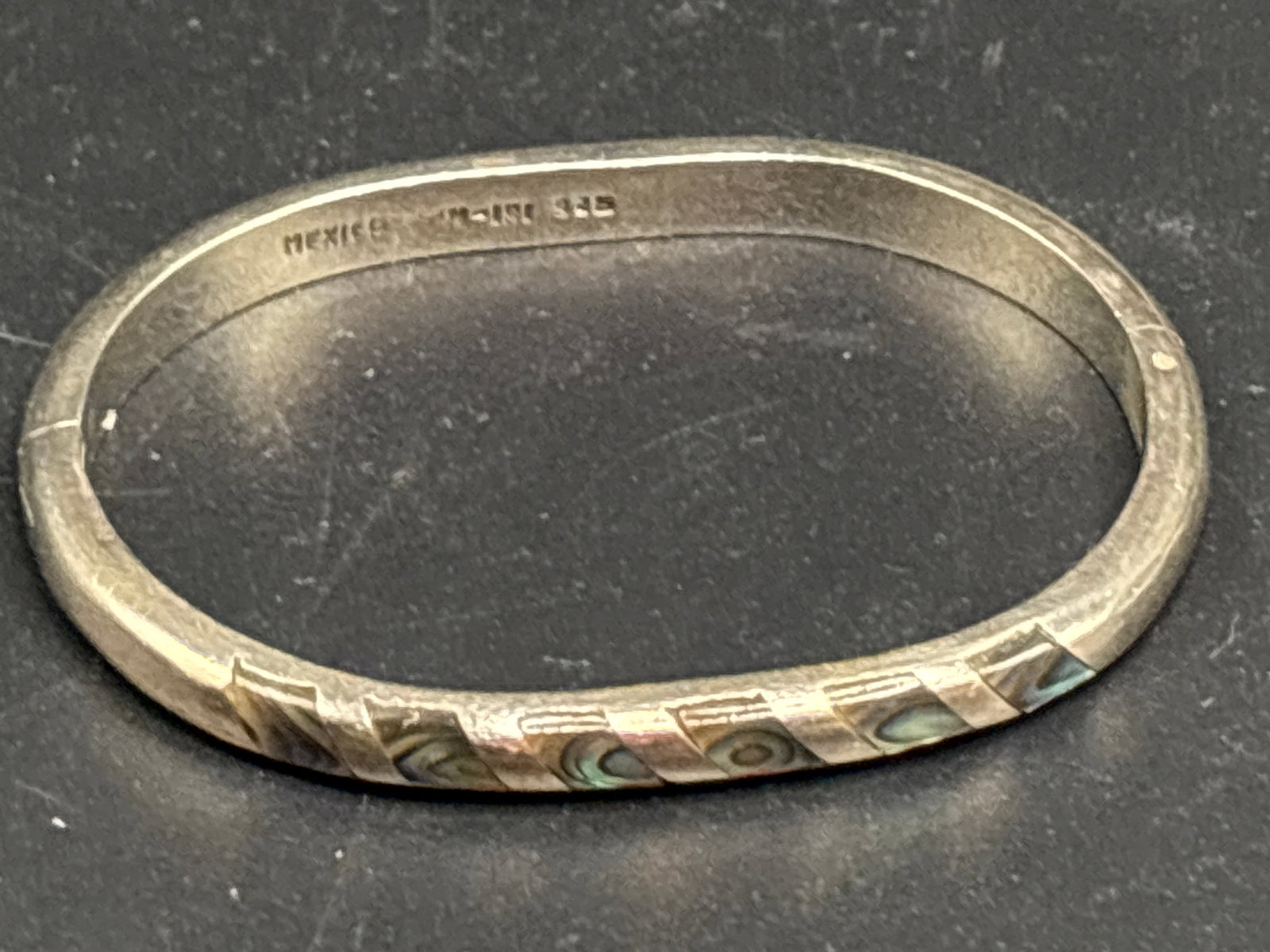 37 grams vintage sterling silver bangle bracelet adorned with diagonal inlay bands - 8