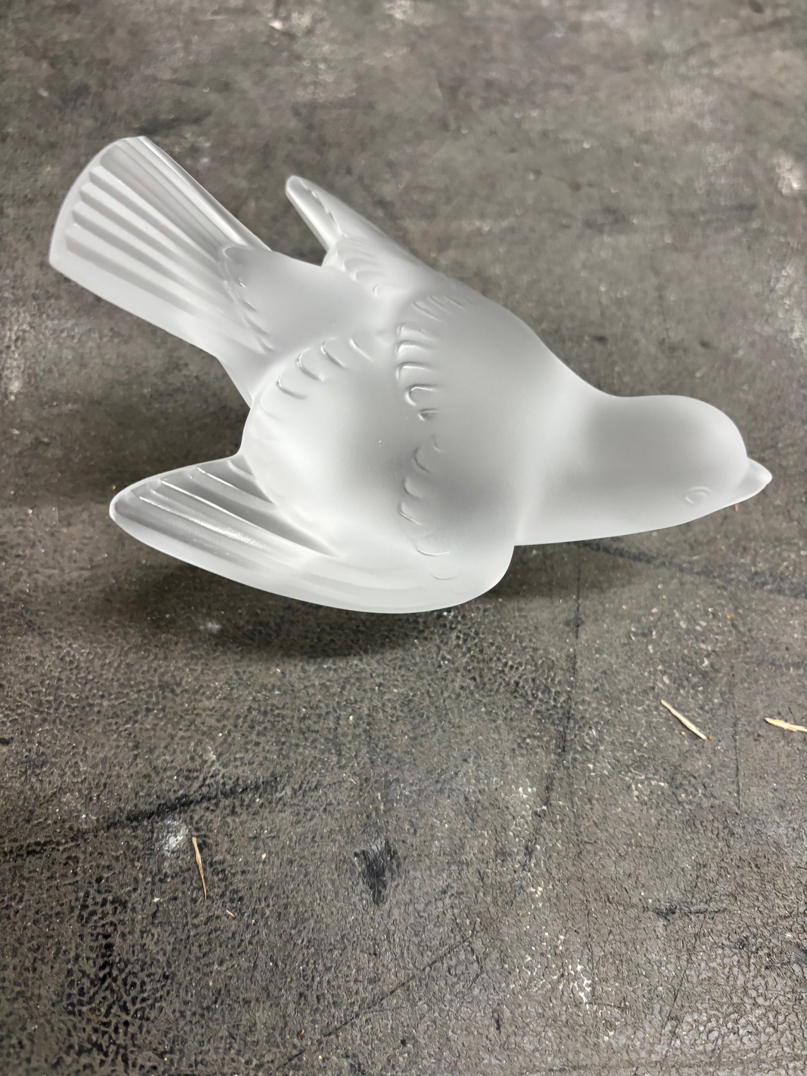 Lalique France frosted crystal sparrow sculpture (1 of 7)