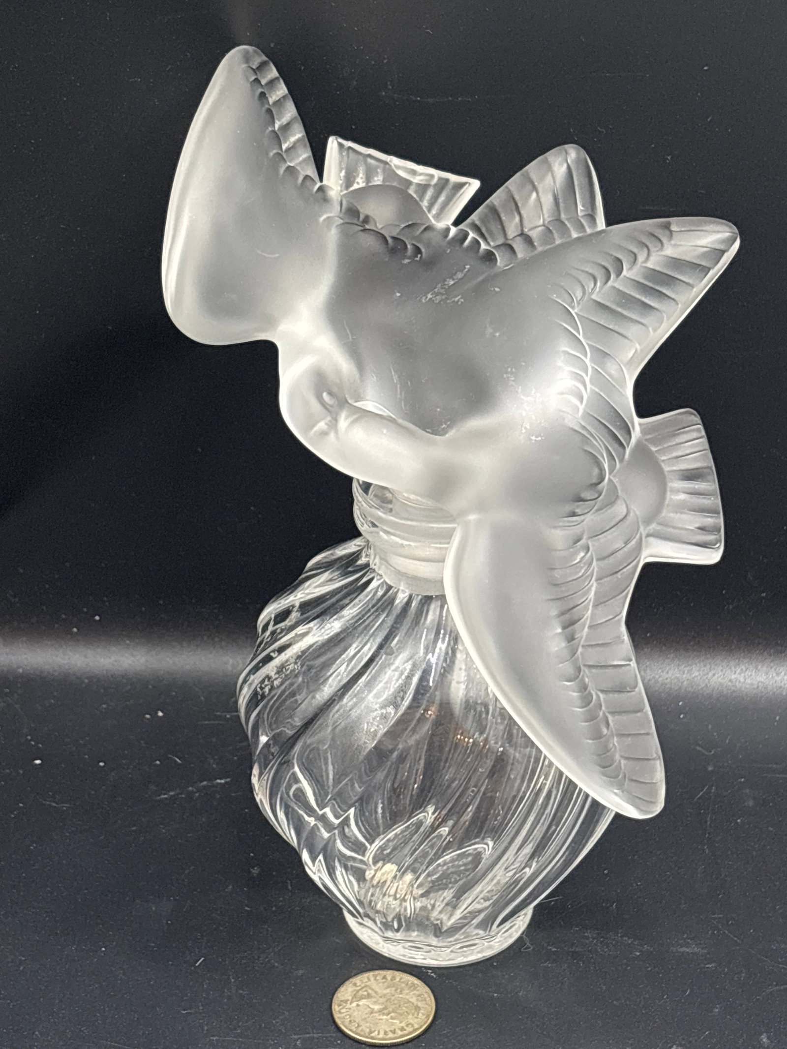 8-inch highly sought-after, large-scale version of the L'Air du Temps bottle (1 of 9)