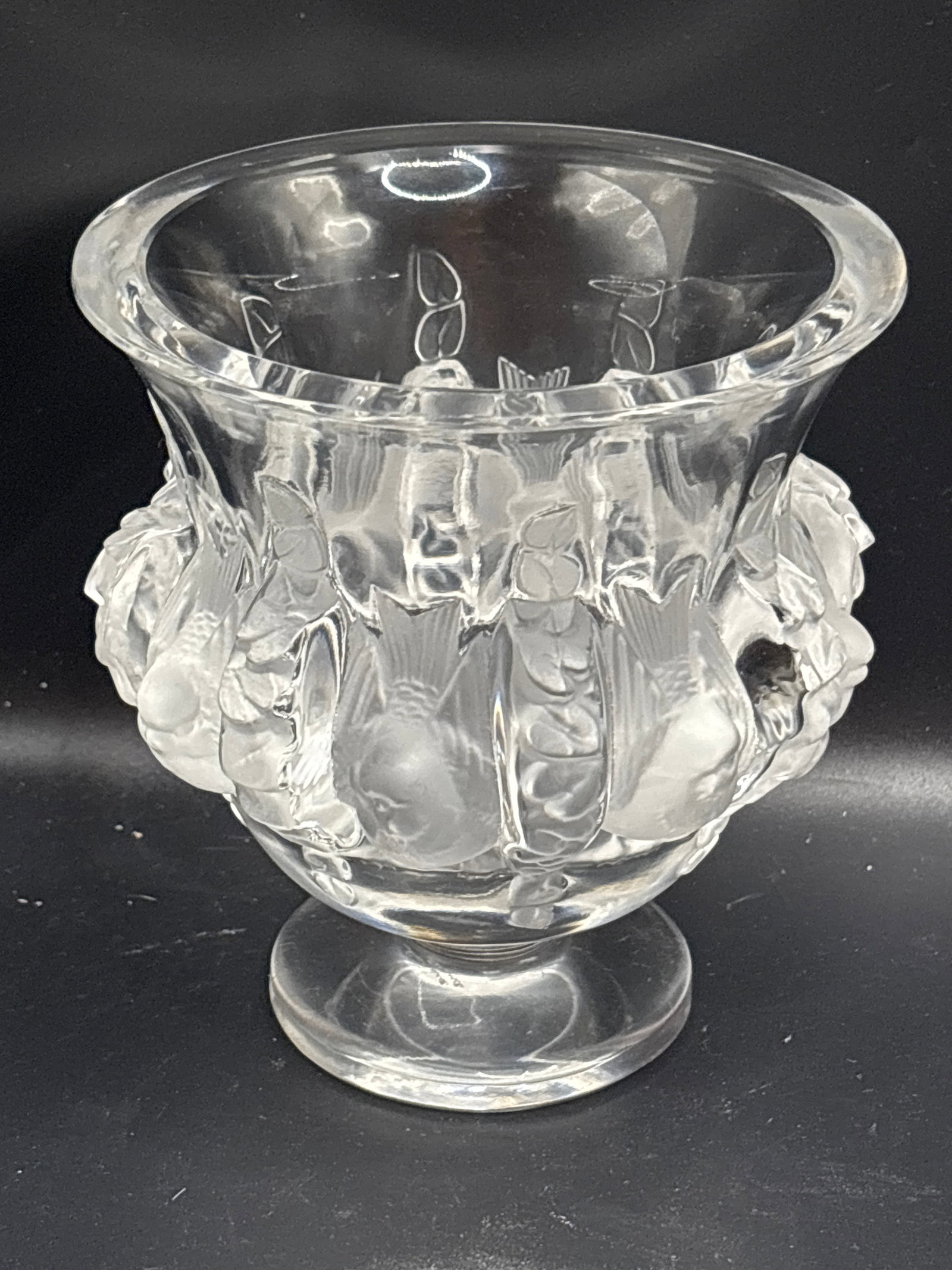 Authentic Lalique "Dampierre" Sparrow Vase, an iconic piece of French luxury crystalware (1 of 8)