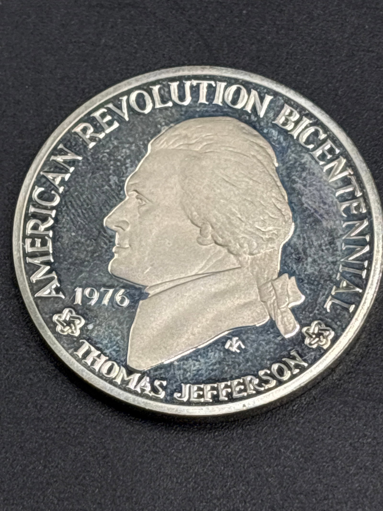 30.8 grams .925 silver 1976 American Revolution Bicentennial Thomas Jefferson medal (1 of 5)