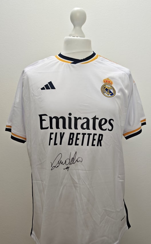 Ronaldo Luís Nazário de Lima Signed Real Madrid CF Home Shirt (ICONS Authenticated) (1 of 4)
