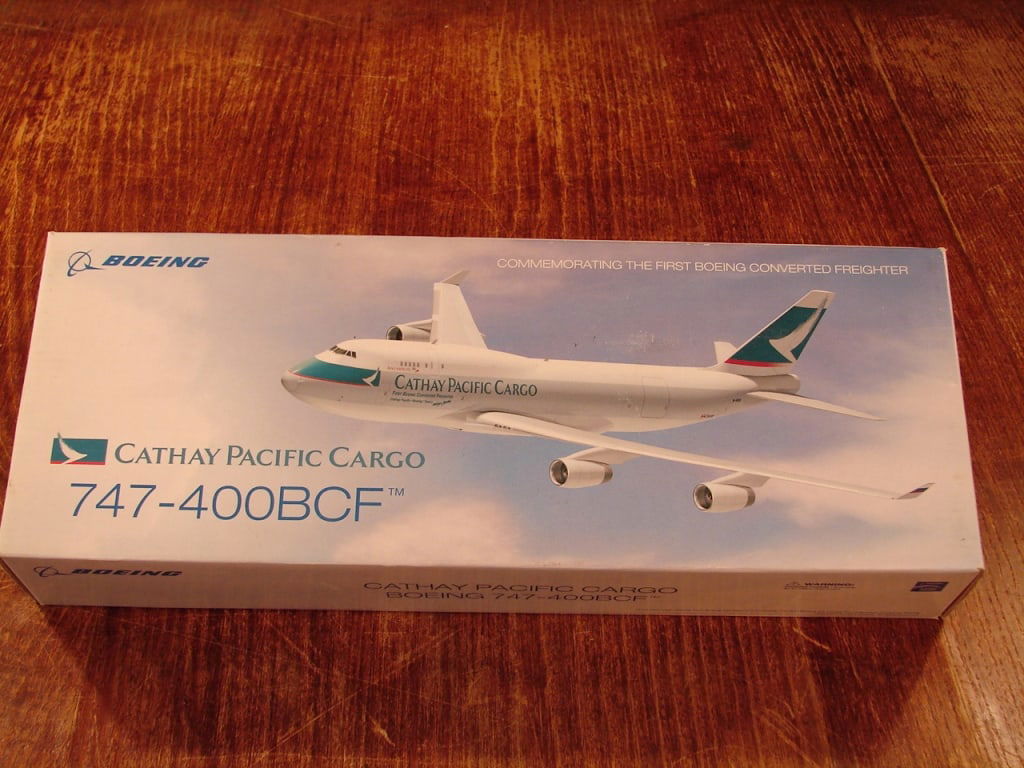 Boeing Cathay Pacific scale model (1 of 3)