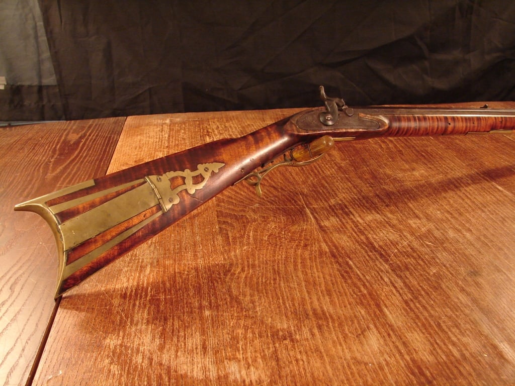 Pennsylvania - Kentucky long rifle w/ curly maple: Pennsylvania - Kentucky long rifle with beautiful curly maple stock, brass patch box and furniture. 37" barrel with lock double set trigger not operating correctly. Engraved lock with Yardley Sowers &