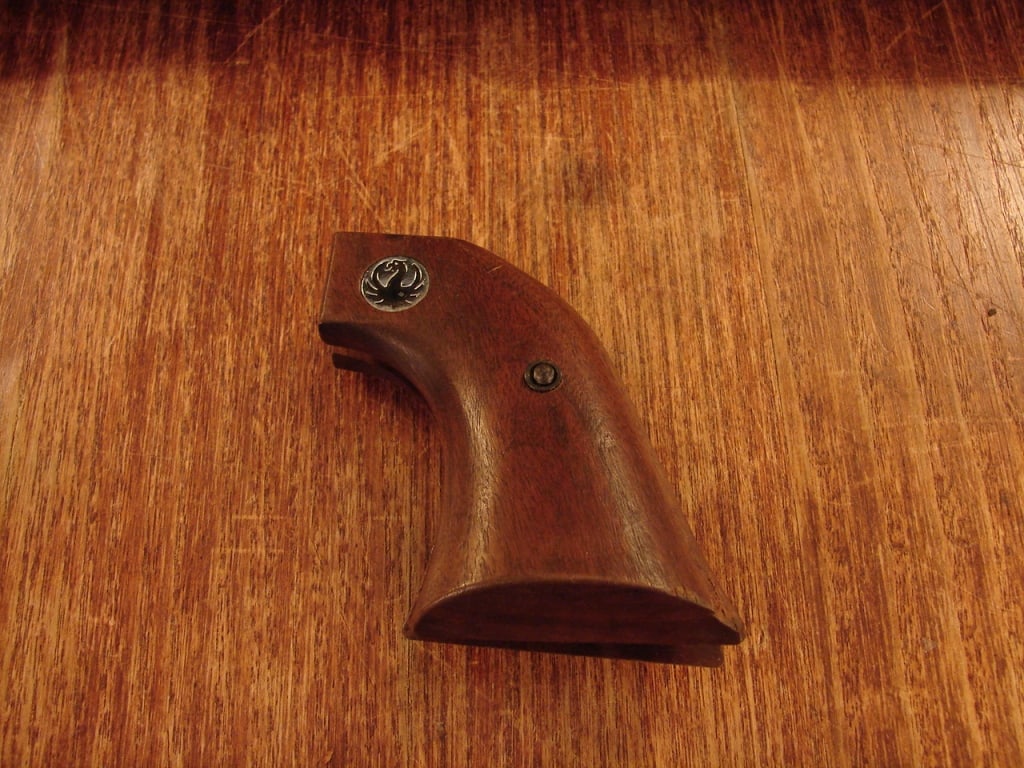Ruger single action 2 piece wooden grips (1 of 5)