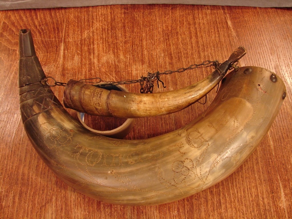 Lot of two antique powder horns with owners name (1 of 9)