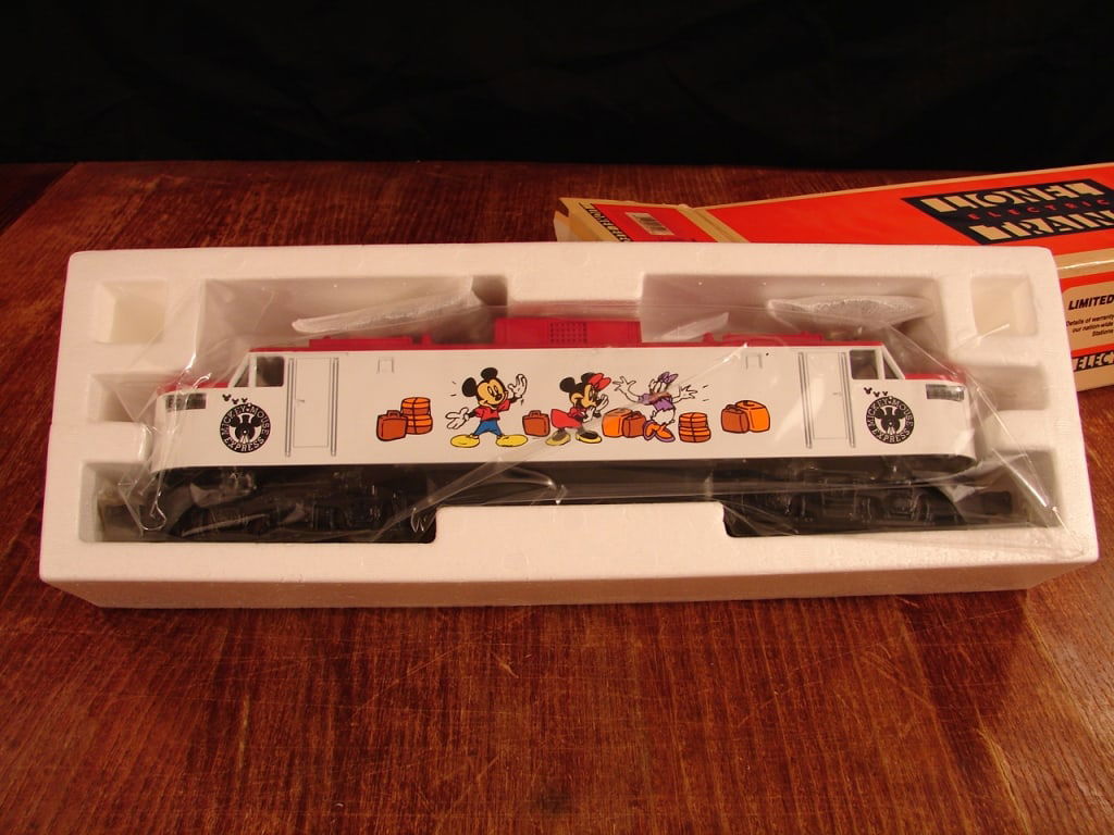 Lionel Disney Electric Engine (1 of 5)