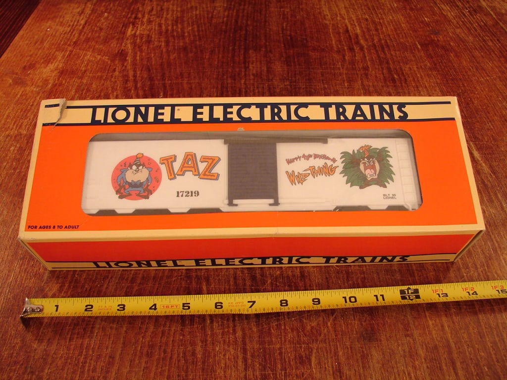 Lionel Warner Brothers Tasmanian Devil 40th: Lionel Electric Warner Brothers Looney Tunes Tasmanian Devil 40th Birthday Standard O Box Car 6-17219. New in Box.