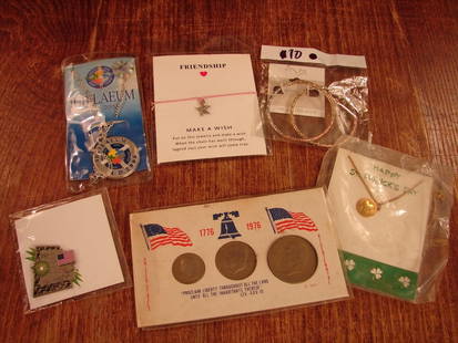 Lot of misc estate jewelry and pendants: Lot of misc estate jewelry and pendants as well as a bicentennial coin group as found in an estate jewelry box. See photos as part of the description. All one price.