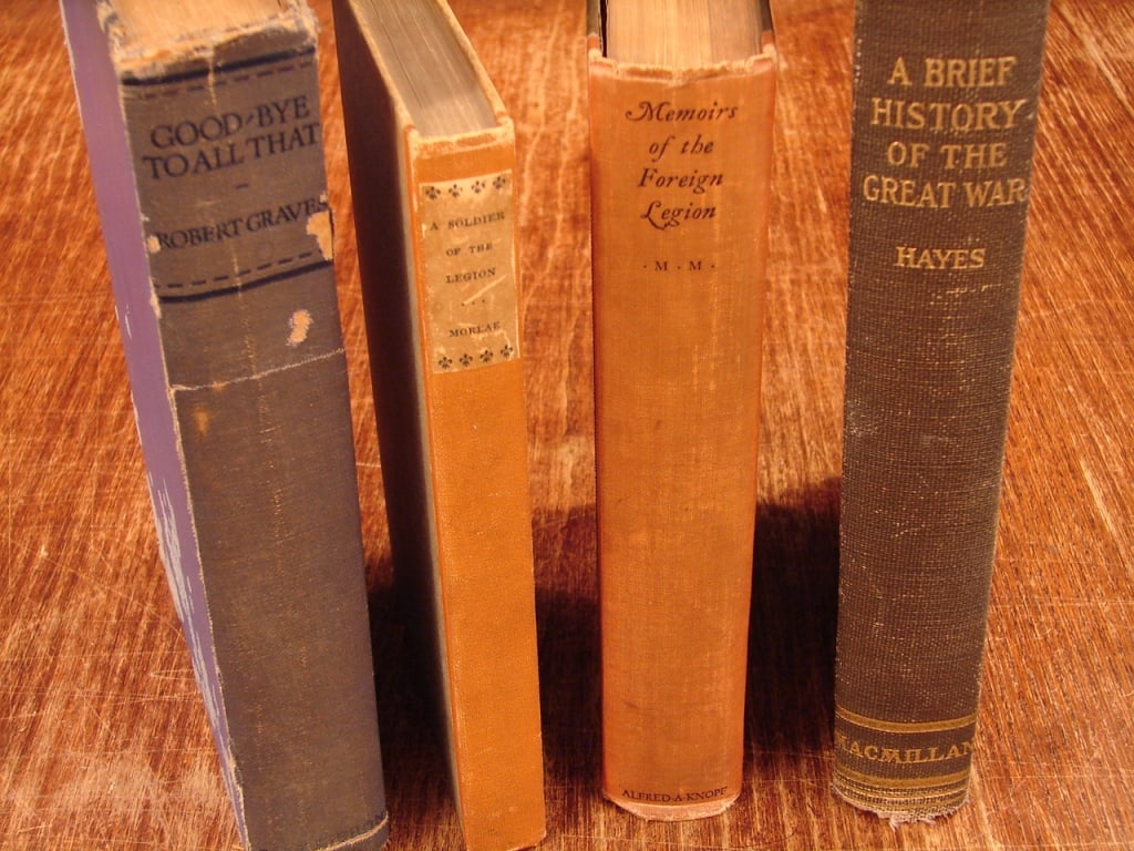 Lot of 4 Military history books WWI (1 of 20)