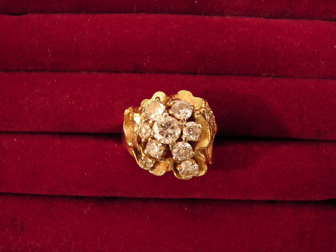 Ladies 14 kt Gold and Diamond ring (1 of 9)