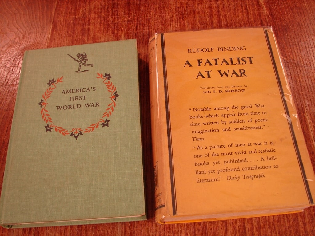 Lot of 2 World War 1 books - 2