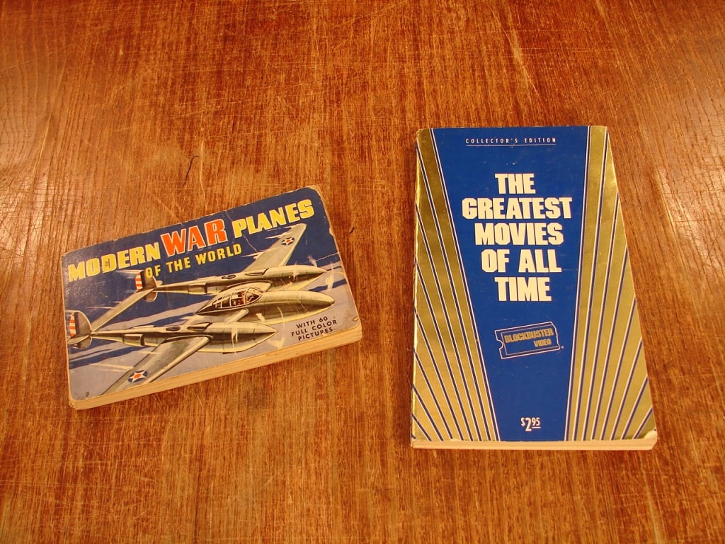Lot of 2 modern books (1 of 2)