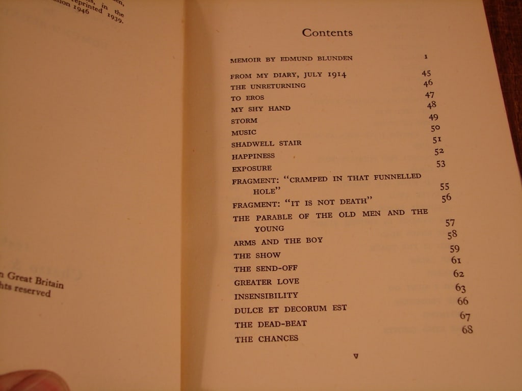 Lot of two World War One Poetry books. - 10