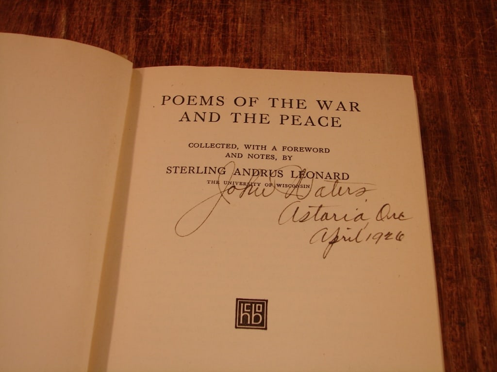 Lot of two World War One Poetry books. - 4