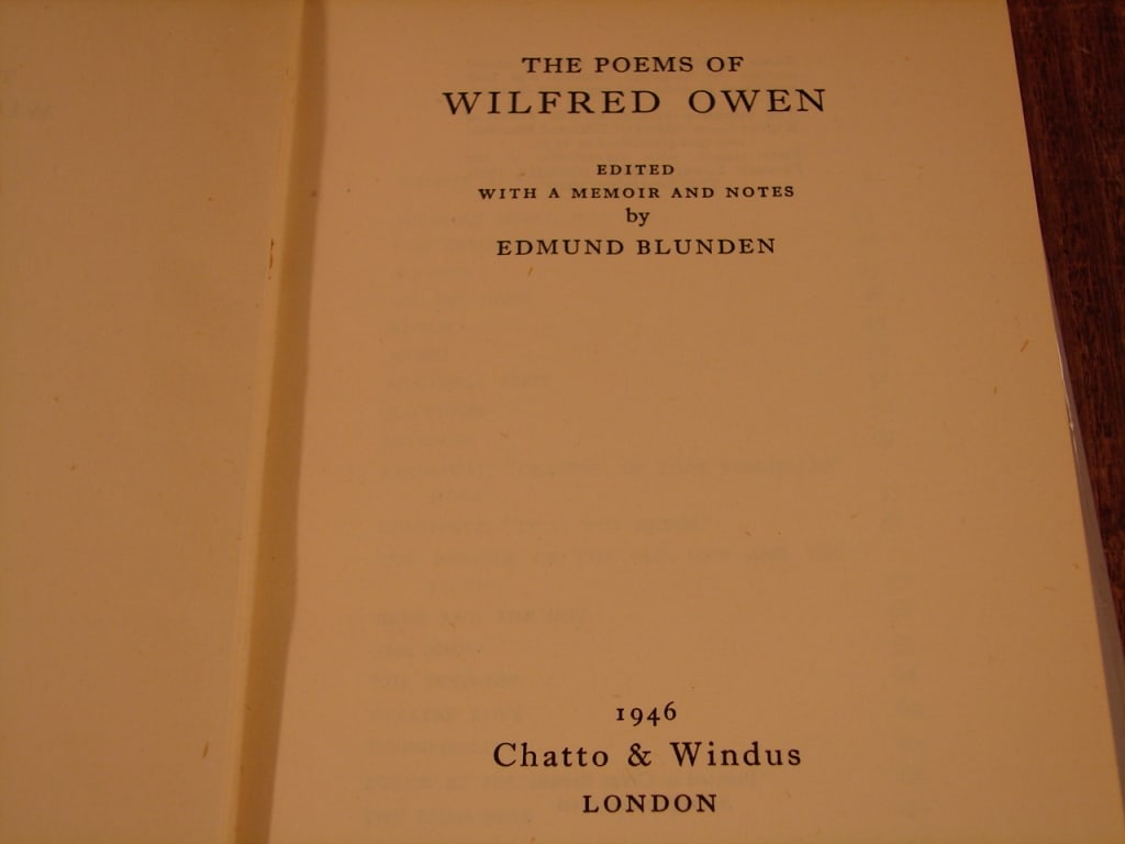 Lot of two World War One Poetry books. - 7
