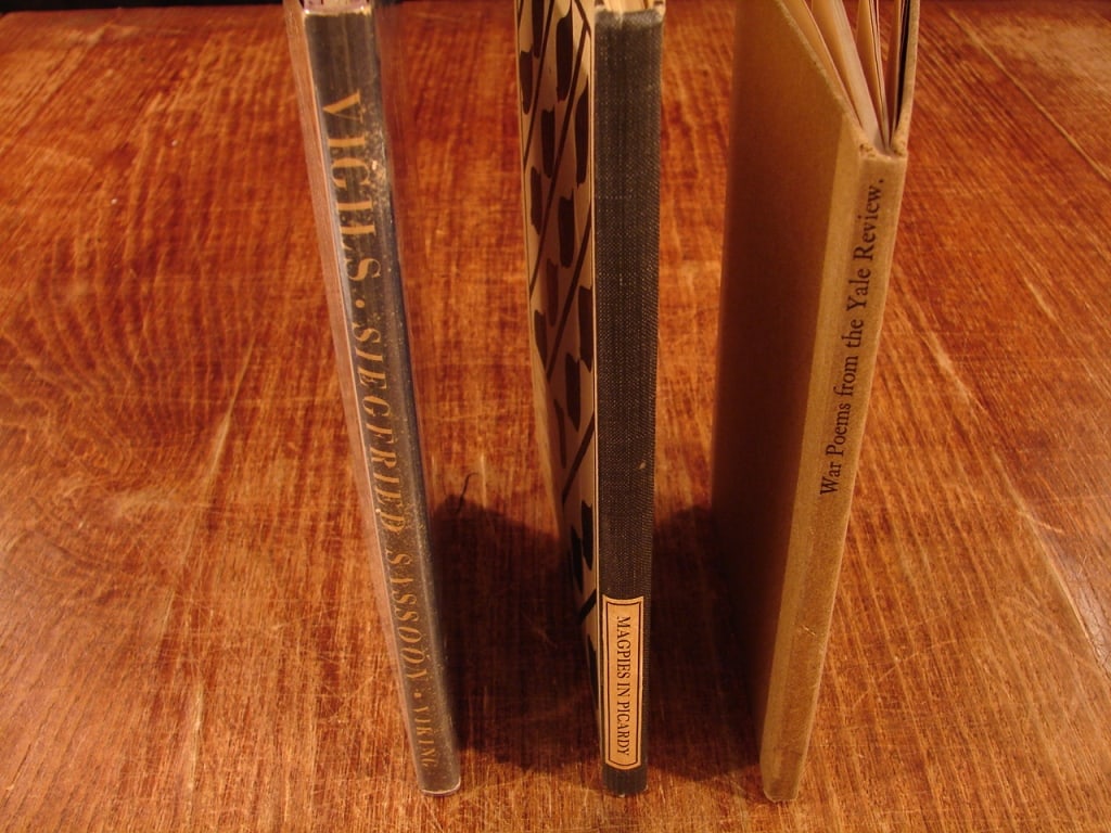 Lot of 3 desirable WWI Poetry books.: Lot of 3 WWI Poetry books. 1) Vigils by Siegfried Sassoon, Viking Press New York 1936. 2) War Poems from second edition from The Yale Review, Yale University Press 1919. 3) Magpies in Picardy by T.P.