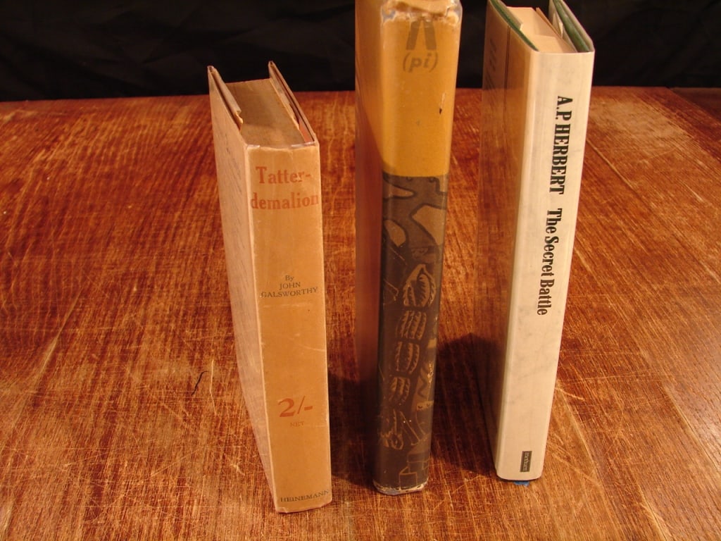 Lot of 3 WWI novels.: Lot of 3 WWI novels. 1) Tatterdemalion by John Galsworthy, William Heineman 1928. 2) A Record of D-245 Battery 1914-1919 by A.E Gee and A.E. Shaw. London 1931. 3) The Secret Battle by A.P Herbert