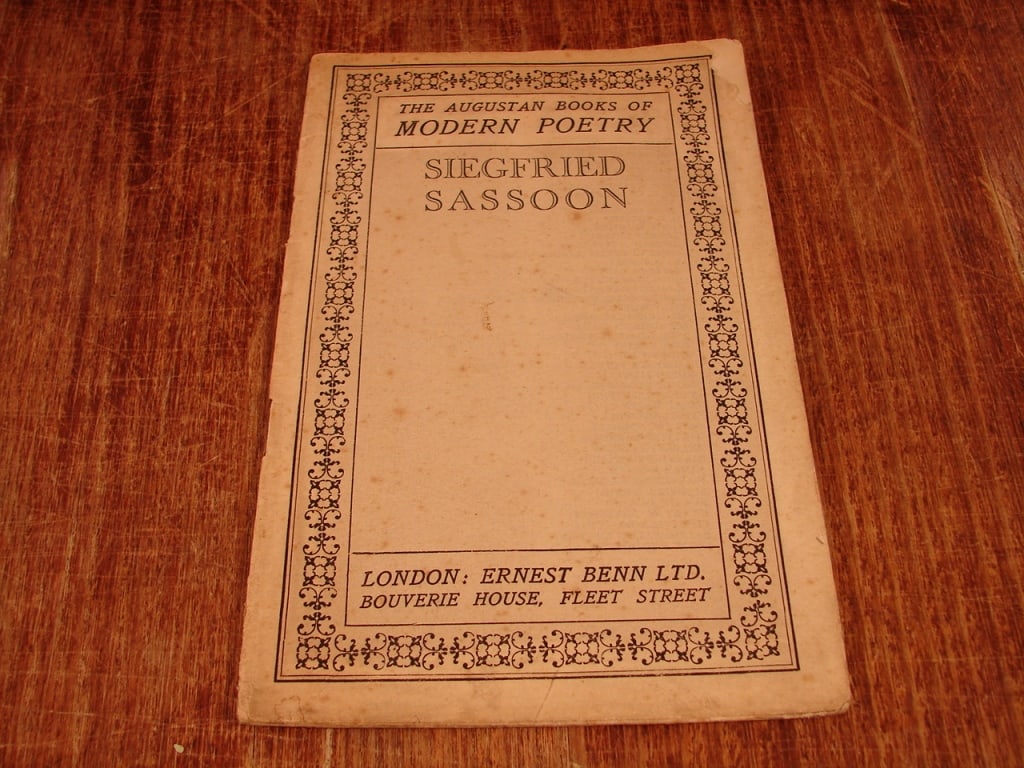 Lot of 3 Siegfried Sassoon books of poetry. - 14
