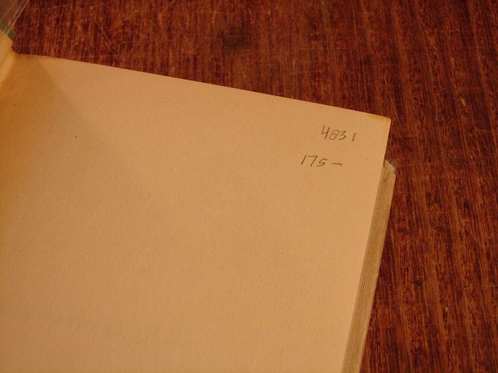 Lot of 2 outstanding World War I novels - 8