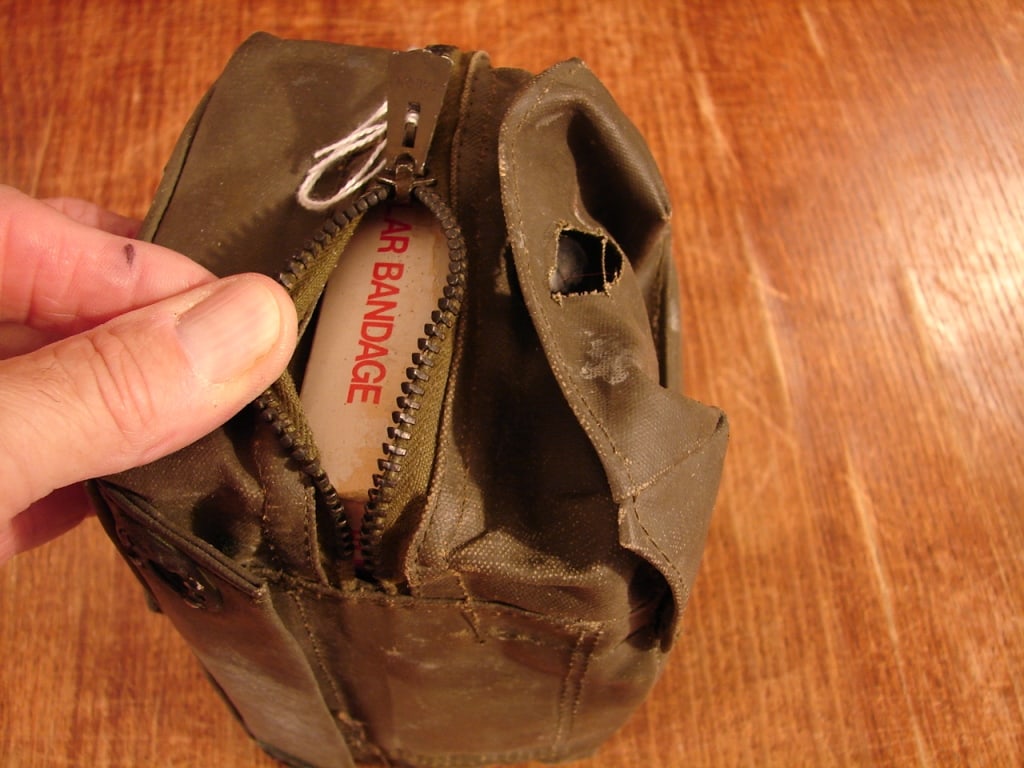 US Military First Aid Airplane Kit - 5