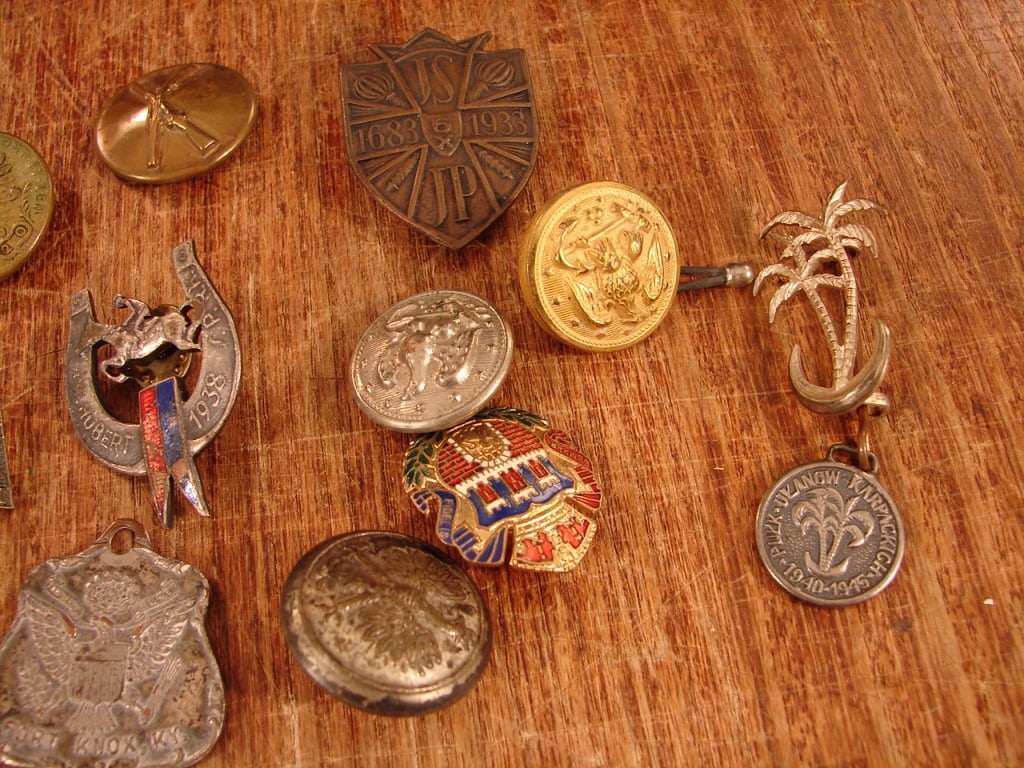 Lot of 12 various military uniform buttons - 3