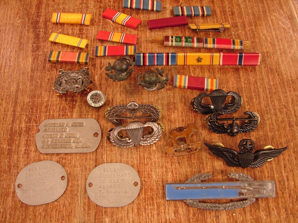 Lot of 23 various military medals, awards, ribbons - 3
